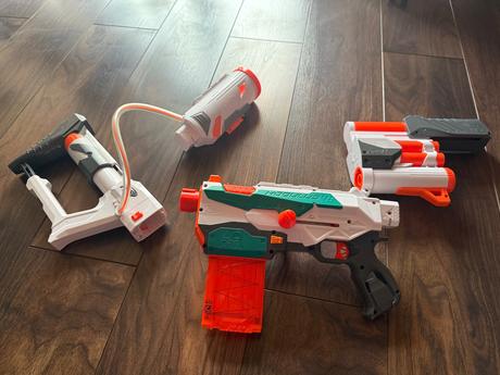 Variabilna nerf pištoľ,