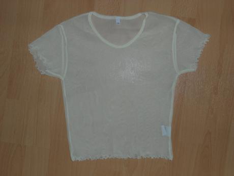 Dievcenske presvitne tricko, 110