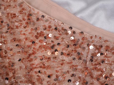 Kvalitné elegantné šaty, 38