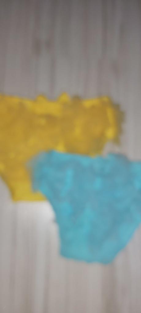 Nádherné plavky, 104