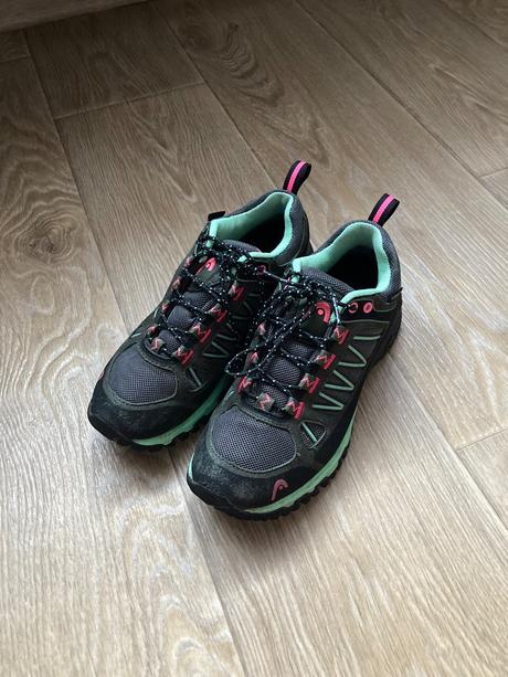 Turisticke topanky, 36