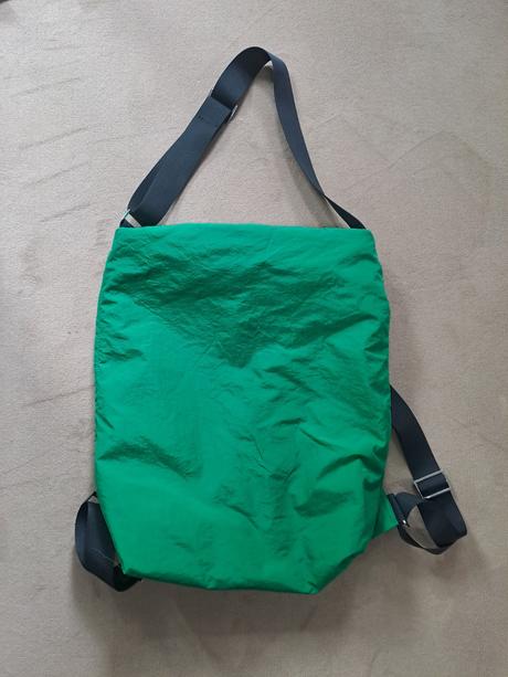 Zeleny ruksak od reserved, reserved