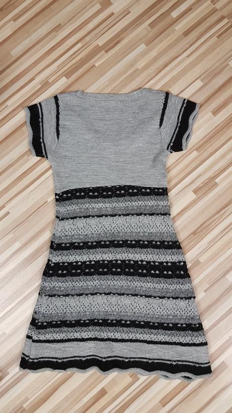 Pletené šaty 9-10 rokov, 128