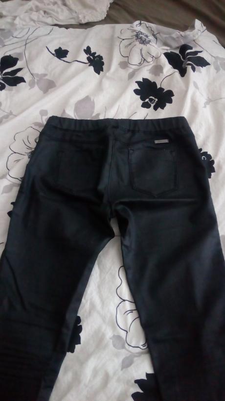 Damske nohavice, stradivarius,40