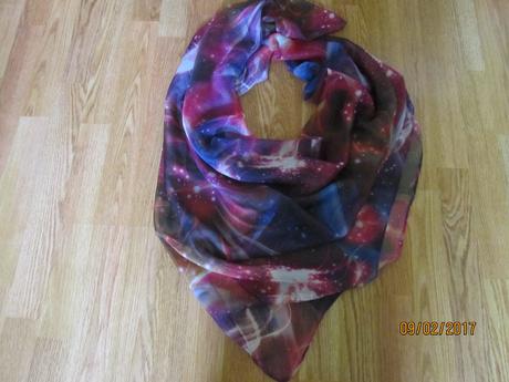Zaujímavá šatka "vesmír", xl