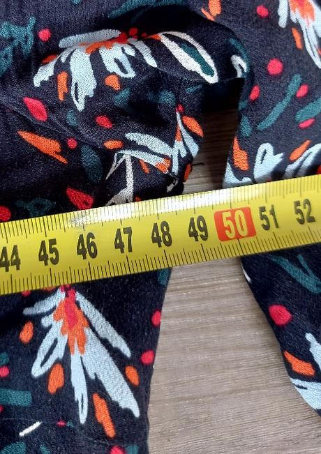 Kvetinové šaty edc, 40