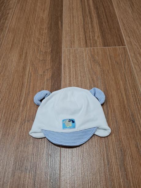 Čiapka so šiltom, 38