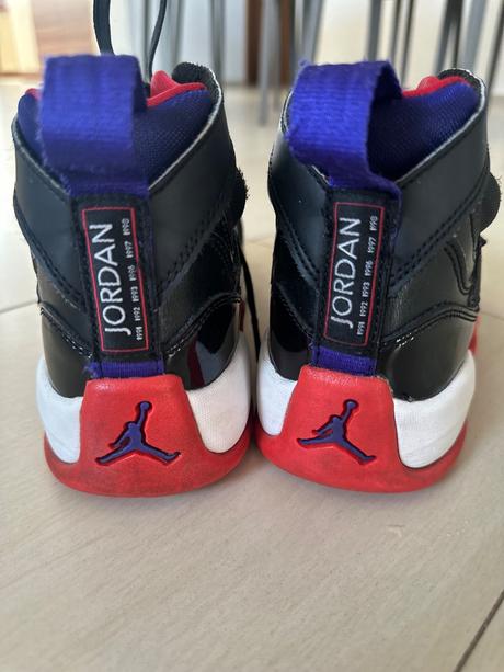 Tenisky jordan 37,5, air jordan,37