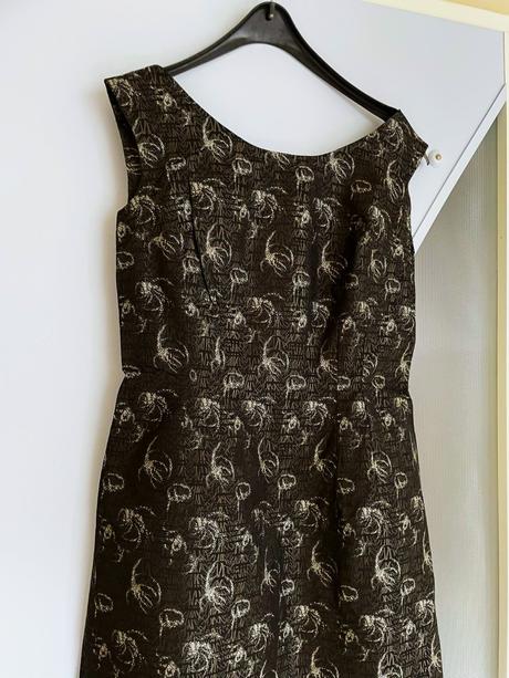 Spoločenské šaty, l