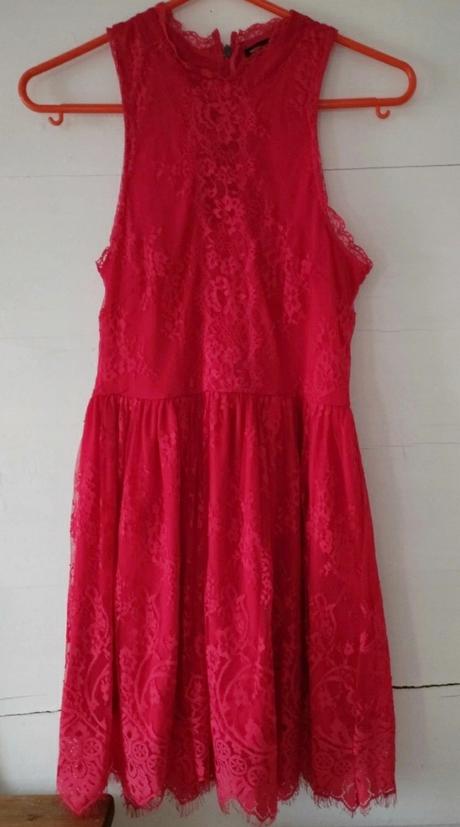 Červené šaty vhodné aj na príležitosť, sinsay,m