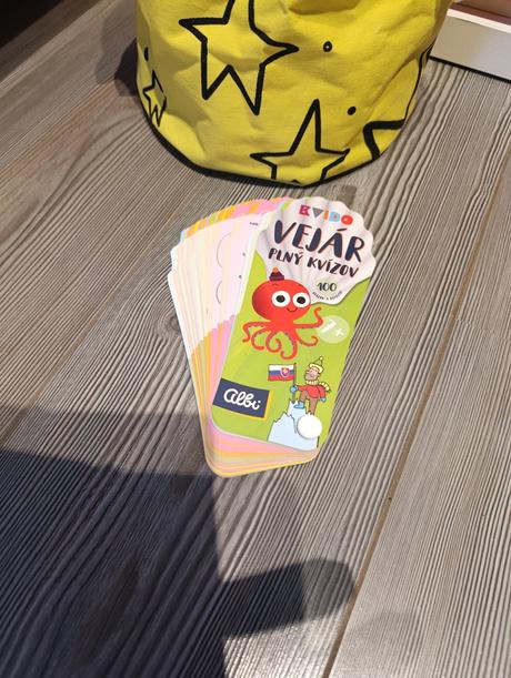 Hra pre bystré havičky vejár, 