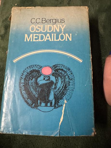 Bergius . osudný medailón,