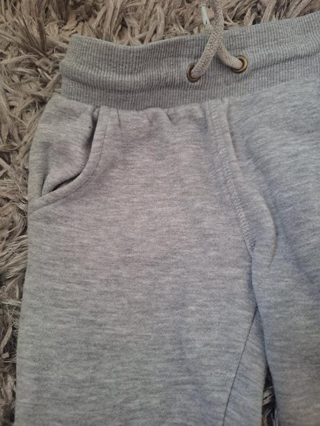 Tepláky, primark,98
