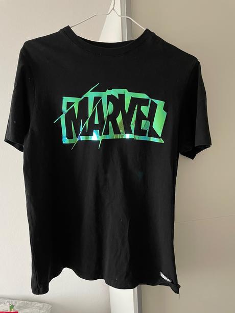 Tričko marvel, pull&bear,xs
