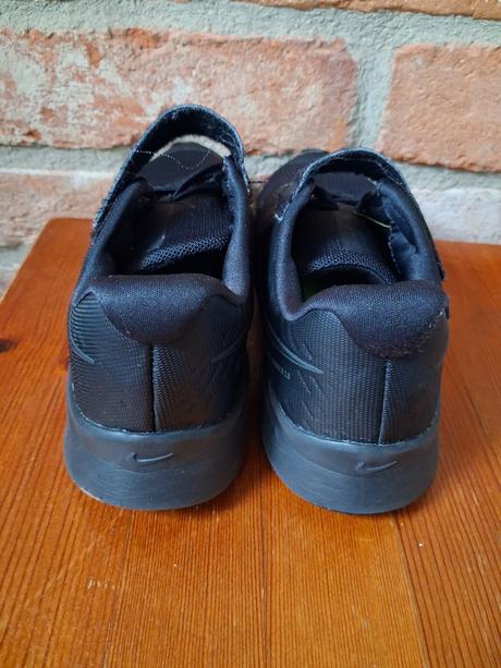 Ľahké tenisky nike, nike,33