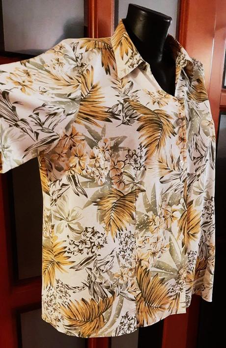 Predám dámsku blúzku veľ.48 (xxl), xxl