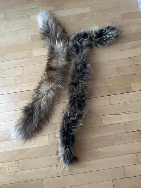 Kožusina 2ks pravá limec liska s patentom 1 cena, 