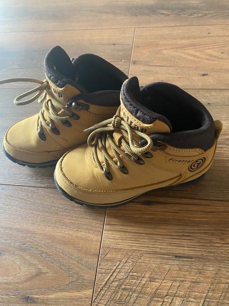 Kožené topánky  firetrap, 28