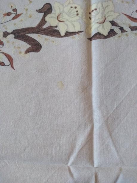 Veľkonočný obrus 92x92 - 8 eur, 
