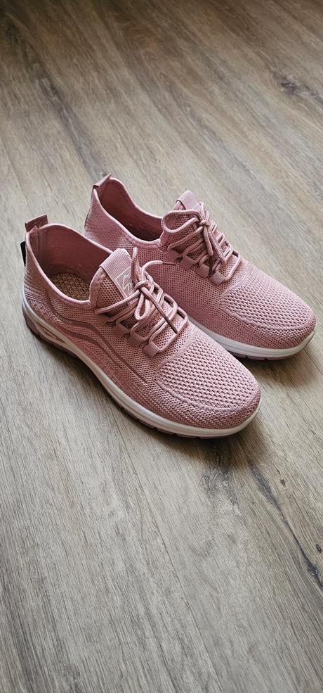 Dámske ružové tenisky 38,5, 38