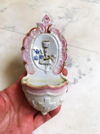 Sakrálna porcelánová starožitnosť, 