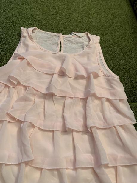 Top s volánmi, h&m,140