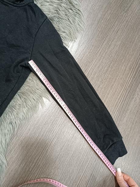 Čierna mikina veľ. s, s