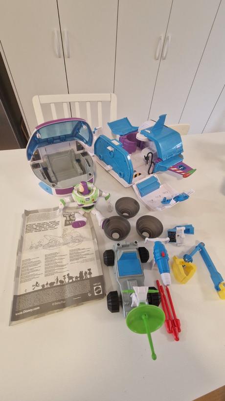 Toy story 4 buzz lightyear herny set mattel, 