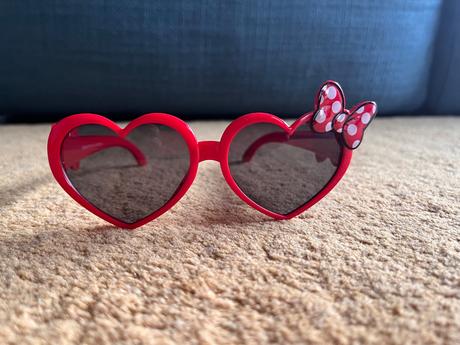 Dievčenské okuliare,