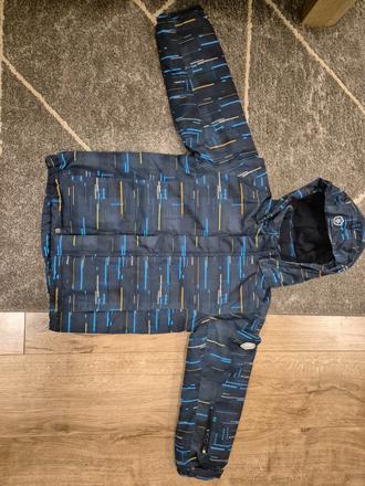 Lyziarska vetrovka, 122