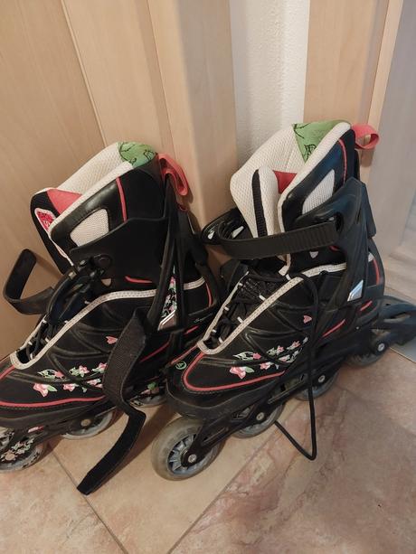 Kolieskové korčule, 40