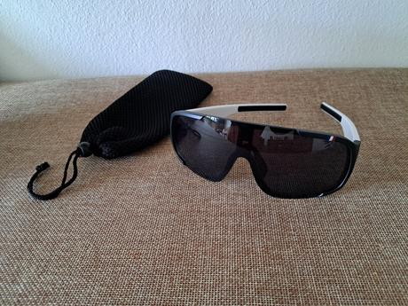 Slnečné okuliare lax,