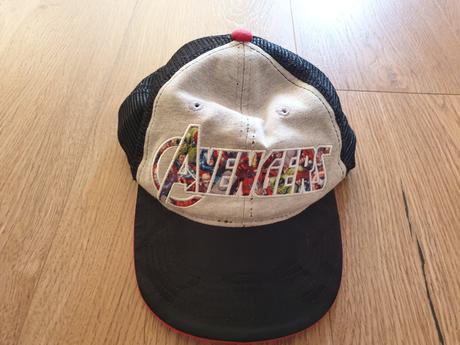Šiltovka, marvel,104