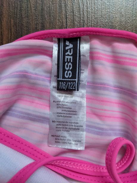 Jednodielne plavky, 116