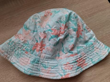 Klobuk na leto 134/140, 134