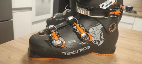 Lyziarky velk.45, tecnica,45