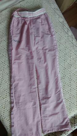 Gate alebo šušťáky na šport, 164