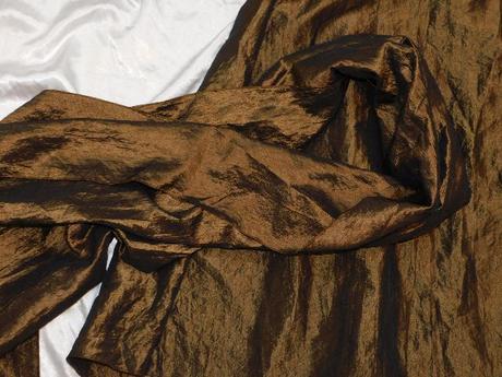 Luxusny komplet na spoločensku udalost, 42