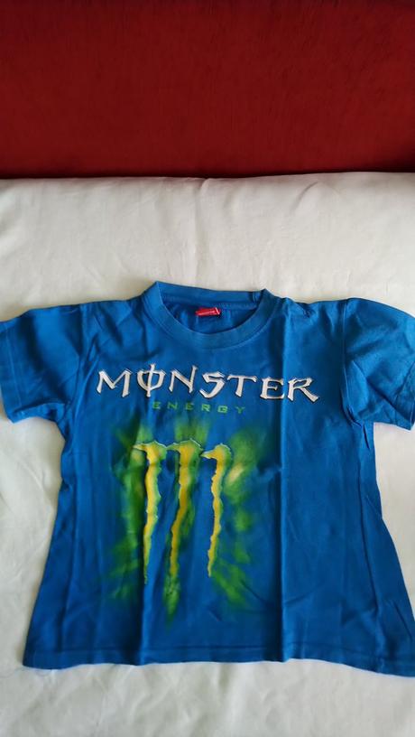 Balík chlapčenských vecí 122-128, 122–134