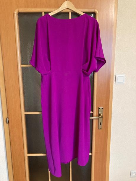 Spoločenské šaty, esito,l