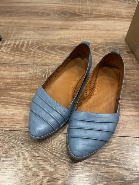 Celokožené balerínky, baťa,38