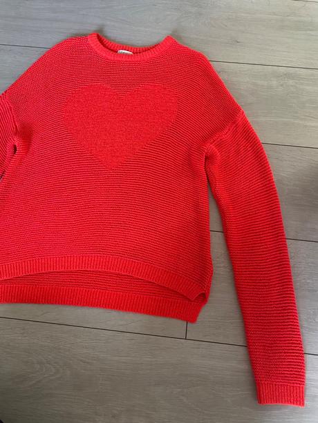 Sveter, next,146