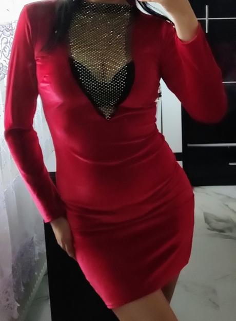 Velurove zirkonove saty,