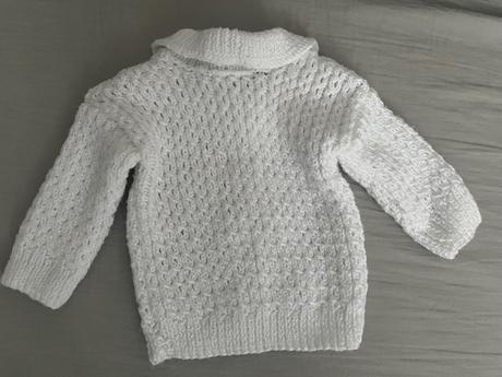 Handmade svetrík, 68