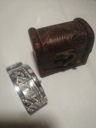 Guess hodinka xs/s, guess