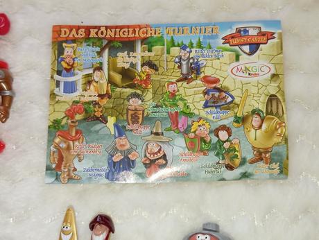 Kinder funny castle 2004 stredovek,