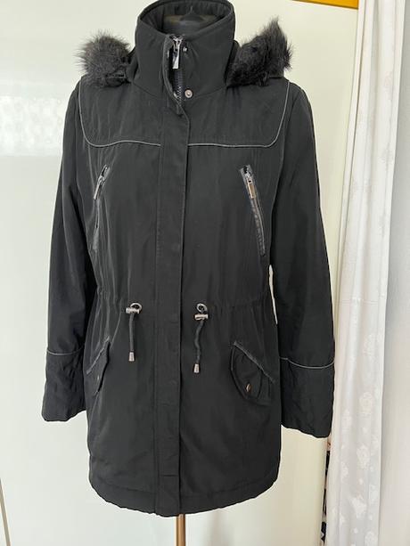 Parka čiernej farby- zn. orsay, orsay,40