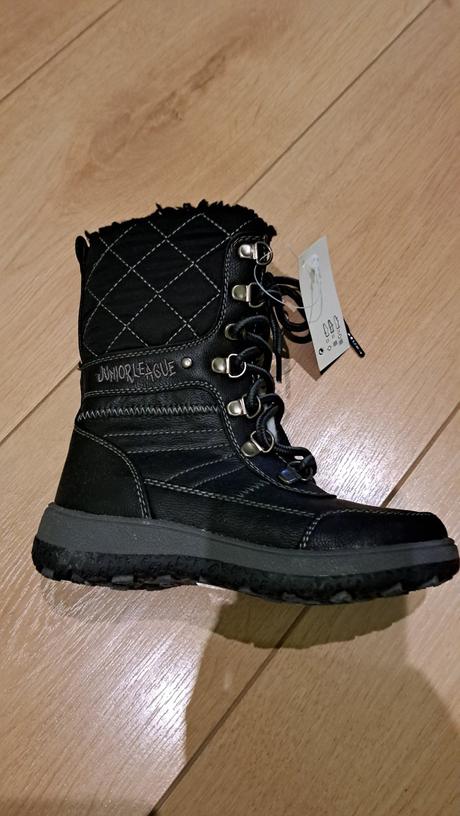 Cizmy sportisimo, 28