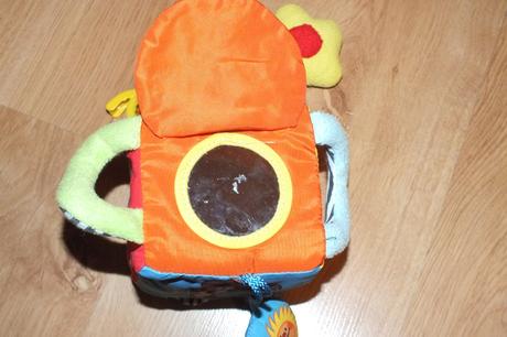 Interaktivne zvukove kocky vyborny stav, 