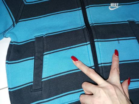 Mikina nike s pásmi, nike,110